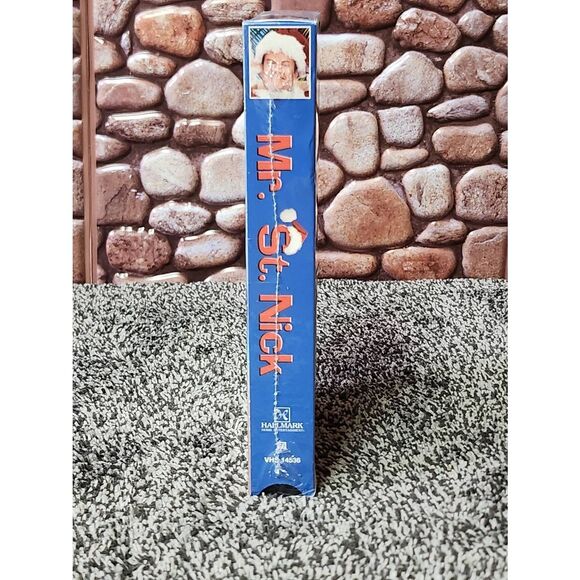 Sealed VHS Hallmark Mr. St Nick #A92 - Picture 4 of 5